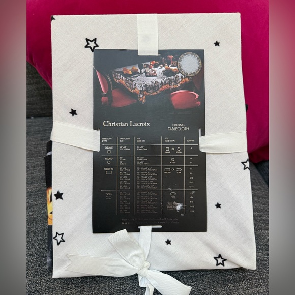 NEW Halloween tablecloth - Picture 2 of 3